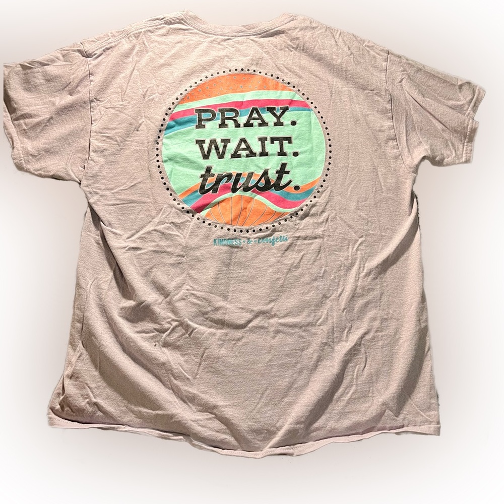 Kindness & Confetti XL T shirt